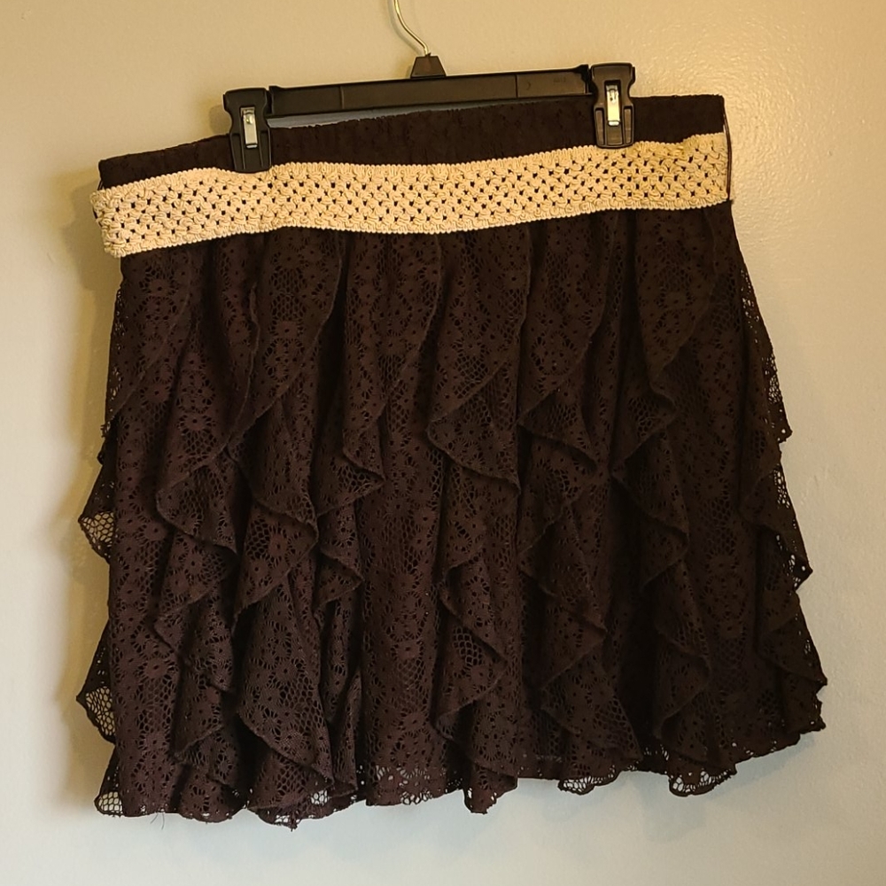 Vanity Ruffle Skirt - Picture 2 of 3